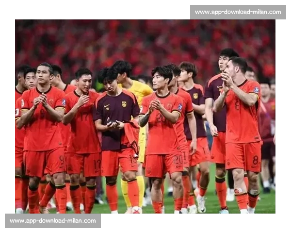 国足选帅开启年轻化转型，东亚杯启用过渡教练组