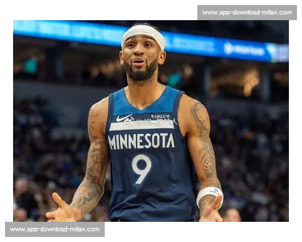 四队争夺！亚历山大 - 沃克成自由市场香饽饽，快船活塞老鹰魔术角力