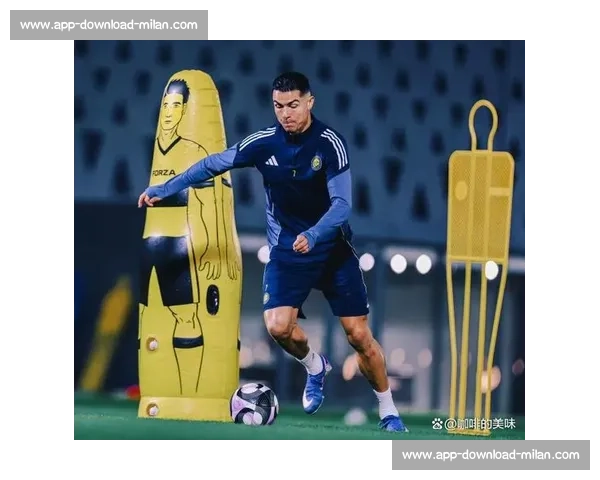 孙杨解说争议：C 罗若在迈阿密必进此球？专业视角引发足坛热议