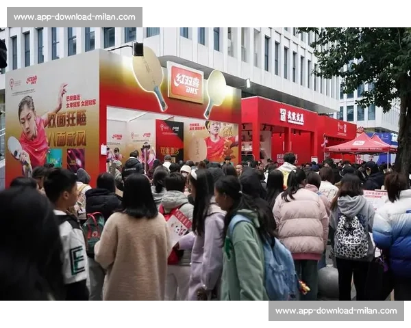 成都蓉城严斥球迷恶意涂鸦 承诺依规重罚维护赛事文明