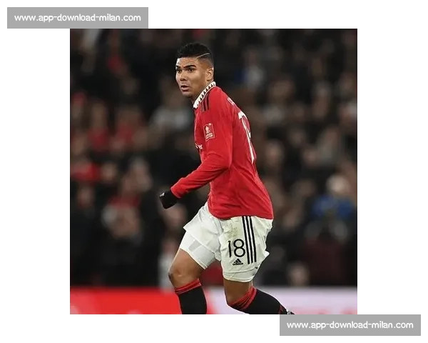 卡塞米罗 11 周年纪念日深情告白：娶你是我人生最正确的决定