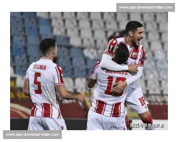 淮安南京德比现争议铲球！激烈对抗下险酿乌龙